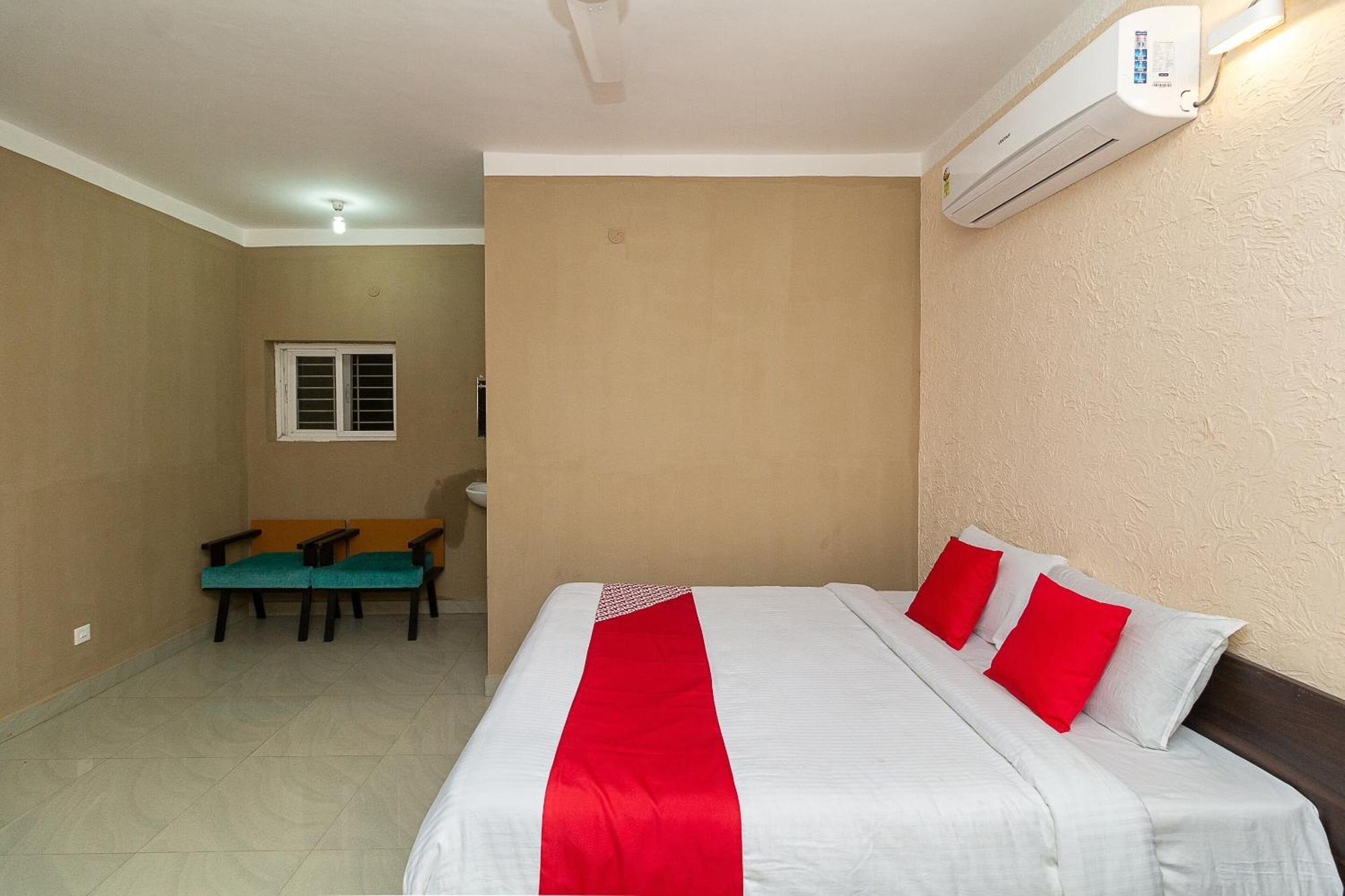 Oyo Green Hills Villa Kuttālam Exterior foto